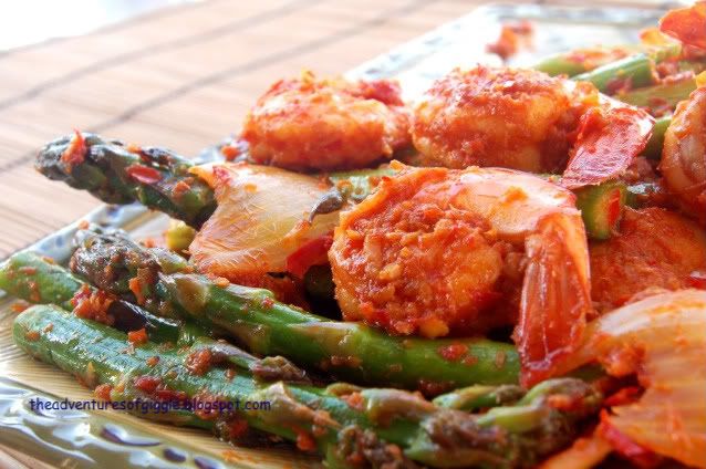 Stir Fried Asparagus with Sambal Prawn