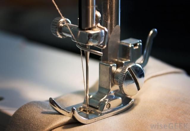 sewing-machine-needle_zpsh3c6qgwp.jpg