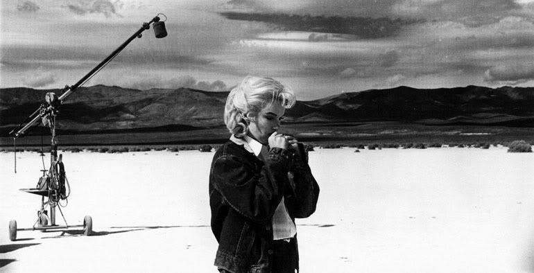 Marilyn Monroe on location, Nevada, &quot;The Misfits&quot; (1961) Pictures, Images and Photos