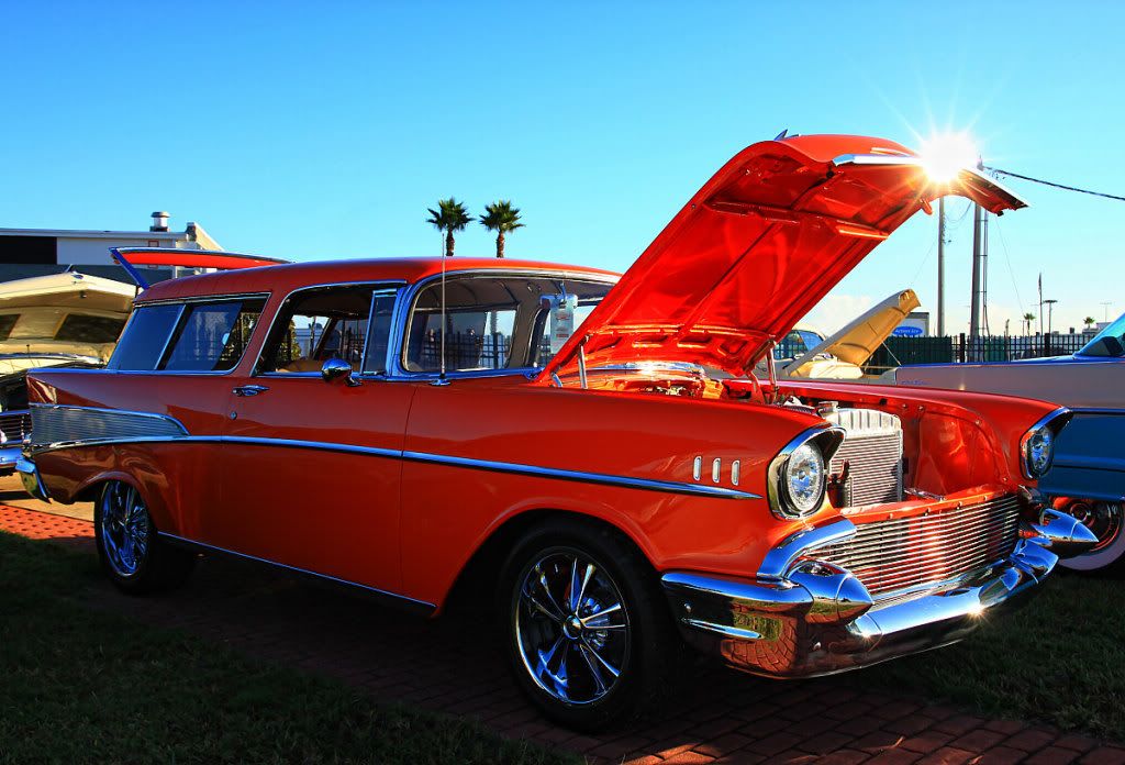 IMAGE: http://i665.photobucket.com/albums/vv20/TimW13/Daytona%20Turkey%20Rod%20Run/IMG_0021copy.jpg