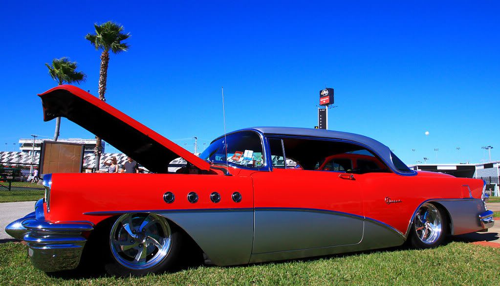 IMAGE: http://i665.photobucket.com/albums/vv20/TimW13/Daytona%20Turkey%20Rod%20Run/IMG_0392copy.jpg