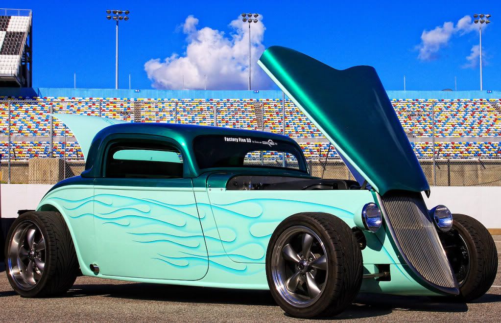 IMAGE: http://i665.photobucket.com/albums/vv20/TimW13/Daytona%20Turkey%20Rod%20Run/IMG_0550copy.jpg