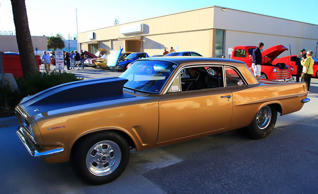 IMAGE: http://i665.photobucket.com/albums/vv20/TimW13/EastCoastCruisers/2011/IMG_2388copy.jpg